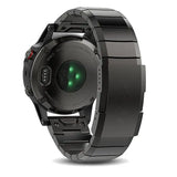 Garmin QuickFit Titaaniranneke 22mm - Musta