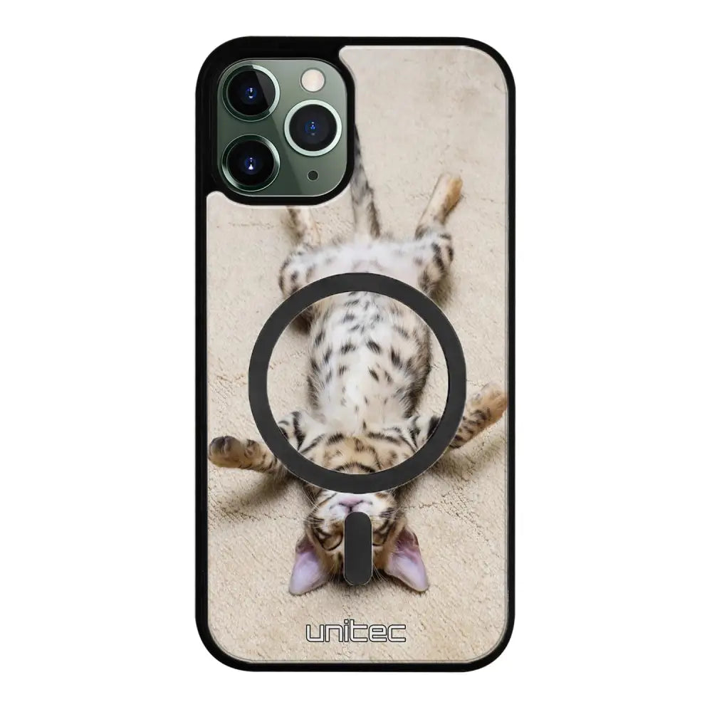 iPhone 12 Pro kissa suojakuoret - Relaxing Cat